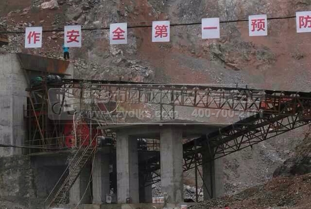 湖北咸寧時產(chǎn)400噸石料生產(chǎn)線 湖北咸寧時產(chǎn)400噸石料生產(chǎn)線