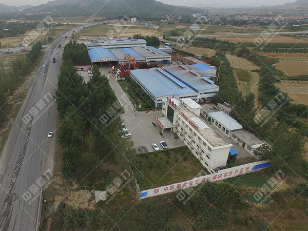 河南中譽鼎力錘式破石機(jī)廠家 河南中譽鼎力錘式破石機(jī)廠家