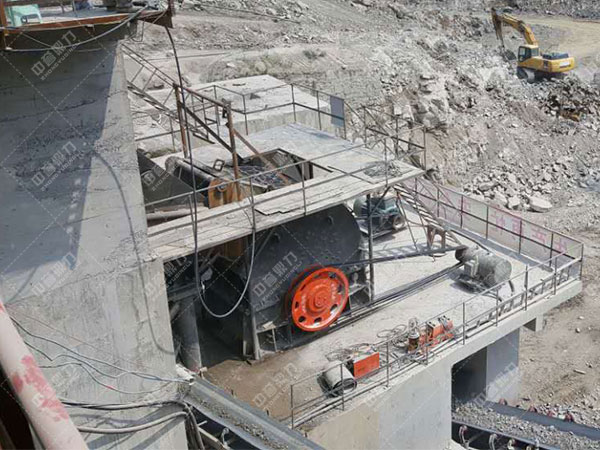 �Nʽʯ������C���ĈDչʾ5