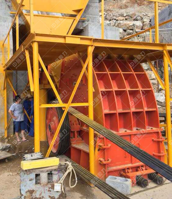 江西南昌時(shí)產(chǎn)300噸骨料生產(chǎn)線現(xiàn)場(chǎng)案例展示4