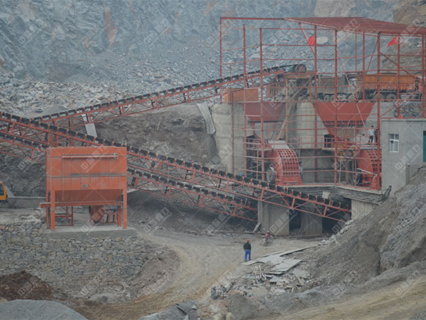 河南滎陽日產萬噸采石廠