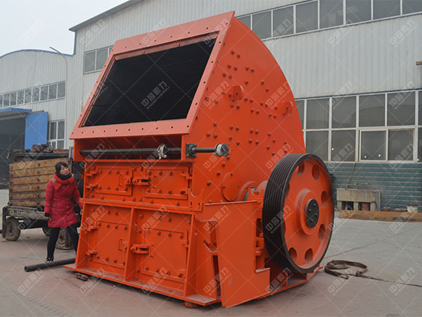 節能環保破碎機