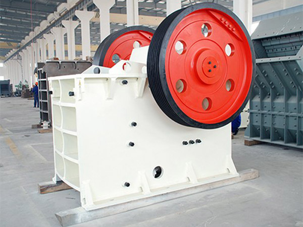 大型顎式石子整形機